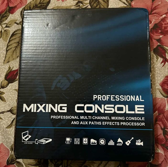 Микшерный пульт с микрофонным входами - микшер на 4 канала