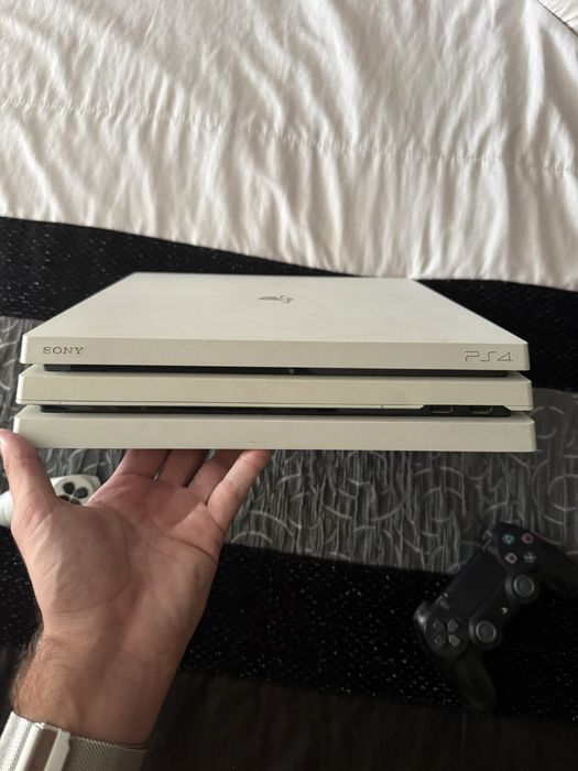 Playstation 4 Pro 1TB