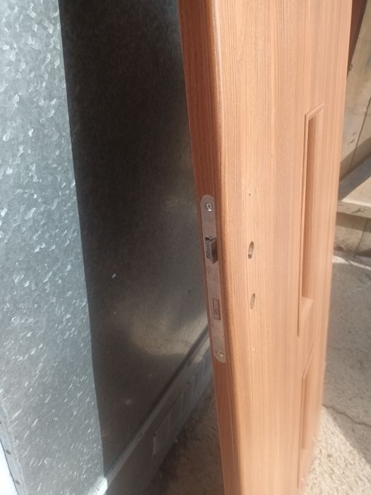 Sprzedam drzwi dąb samoa łazienkowe 70