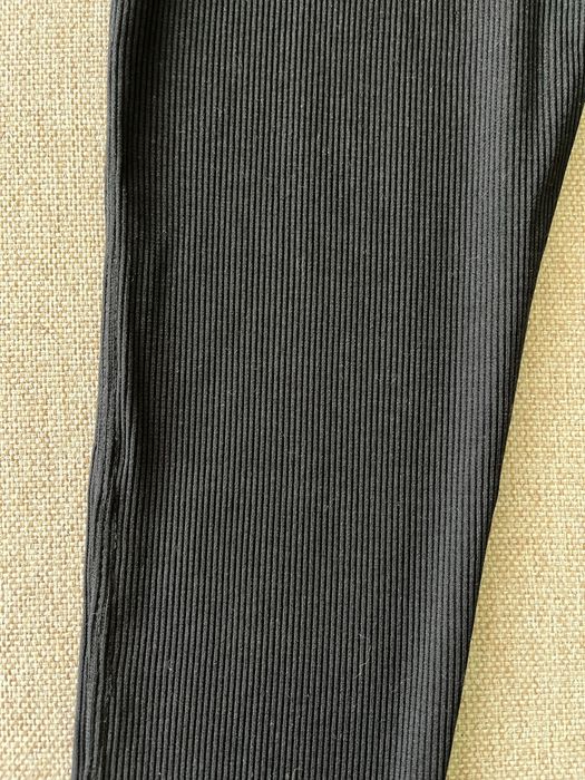 Лосини чорні в рубчик