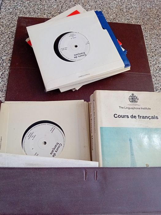 Curso de Francês em Vinil