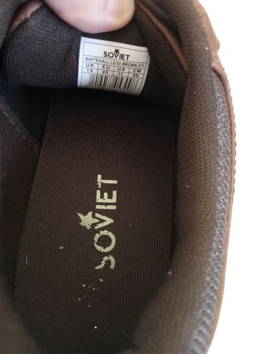 Buty męskie sportowe firmy SOVIET jak nowe.