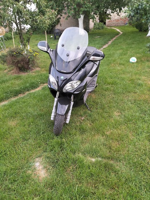 Piaggio X9 500 evolution