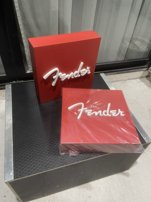 Artigos Decorativos Fender