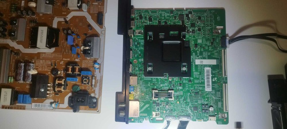 Peças TV Samsung 55 UE55MU6409