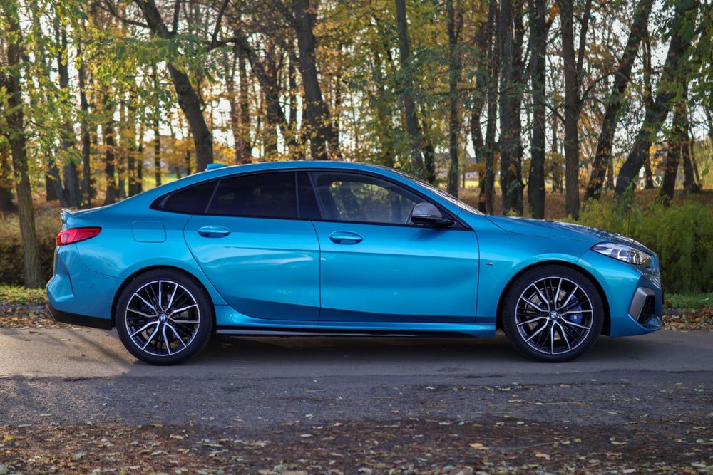 Wypożyczalnia aut sportowych wynajem BMW M235i Xdrive promocja