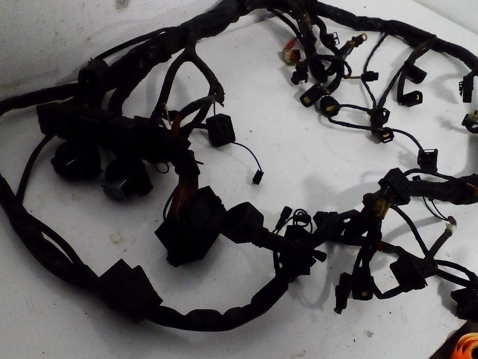 Triumph sprint 955i RS wiązka instalacja