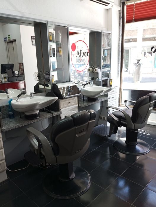 Trespass de Barbearia (Queluz)