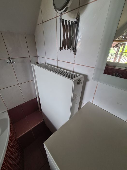 Grzejnik  kaloryfer 50x90 + uchwyty