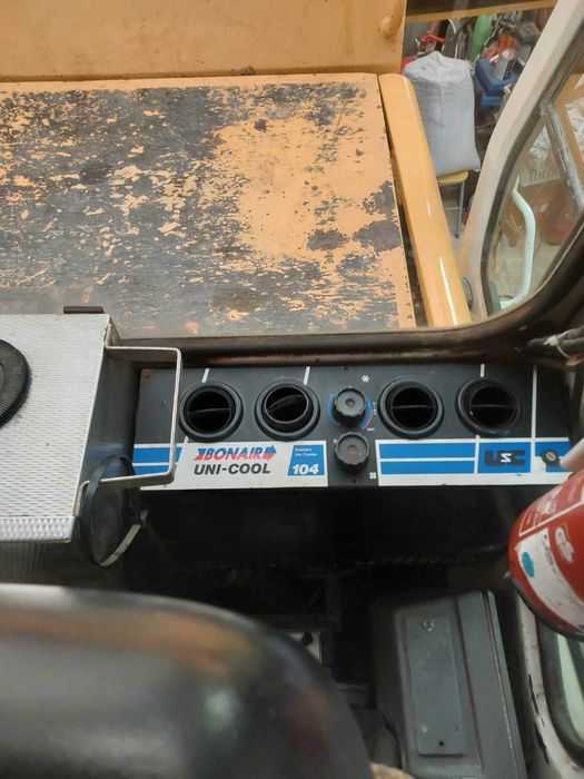 Sprzedam koparkę gąsienicową LIEBHERR 922