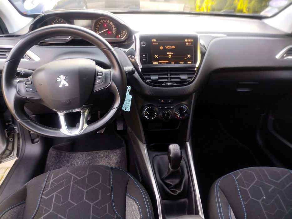 Peugeot 2008 1.2 STYLE
