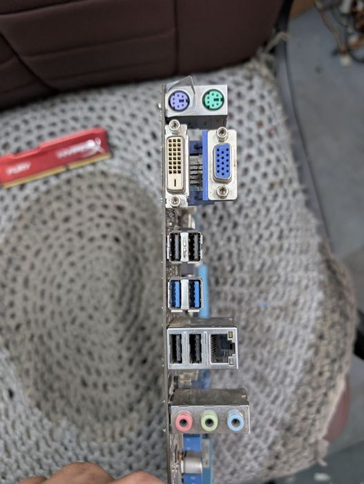 Asus p8b75-v + 16Gb DDR3 + Xeon E3 1245v2 (аналог i5-2400) КОМПЛЕКТ