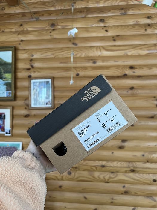 сліпони/капчики/кросівки The north face