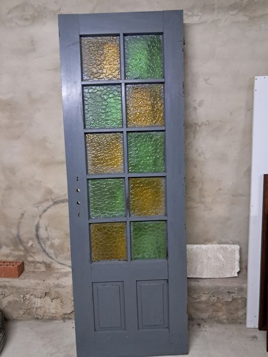Porta em madeira.