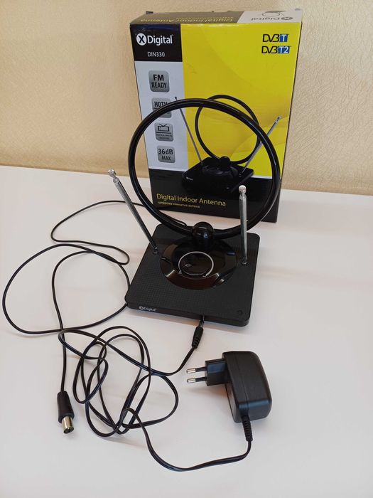ТВ антенна комнатная Т2 X-Digital DIN 330 + радио + усилитель