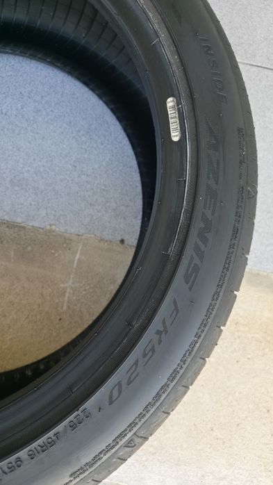 Pneus Falken fk520 225 45 R18