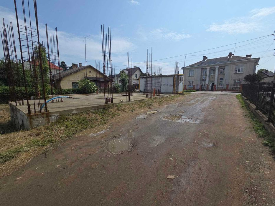 Нежитлове приміщення навпроти Поліклініки, м. Кам'янка-Бузька