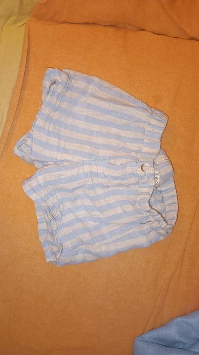 Calções 12-18 meses e t shirts 4 anos