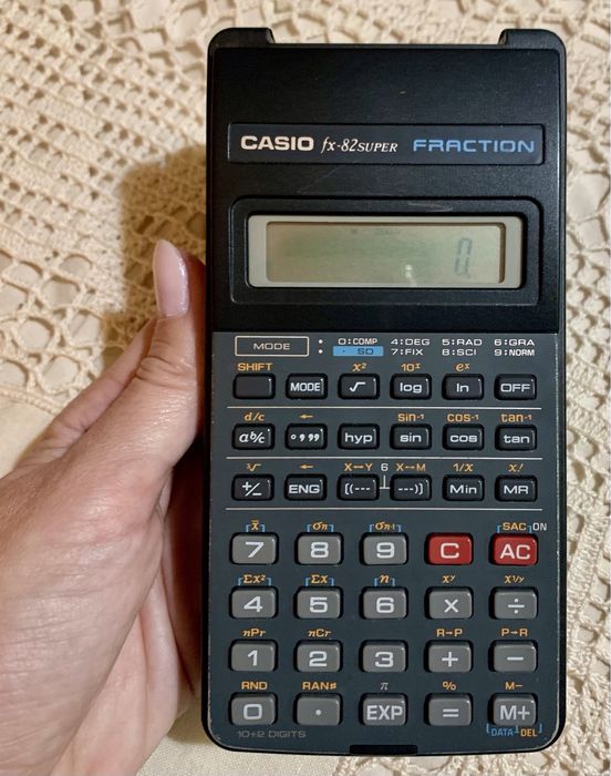 Calculadora Casio fx-82 Super Fraction com capa