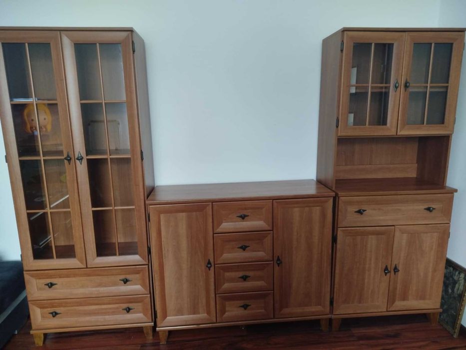 Sprzedam meble 4 elementy