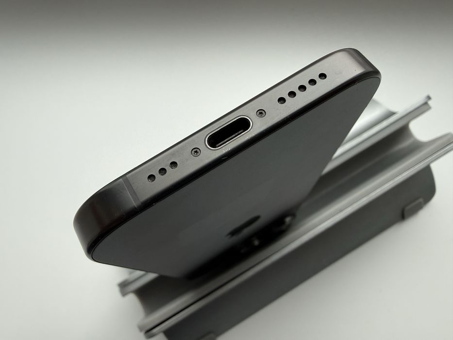 Apple iPhone 16 Pro 256gb Black Neverlock 92%