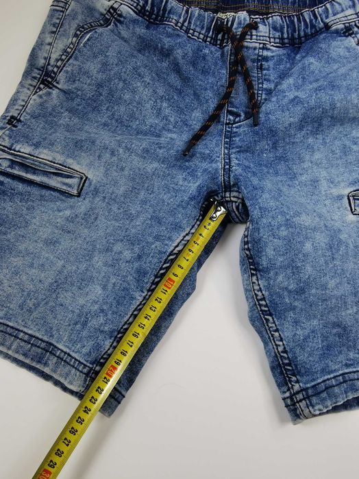 Szorty męskie, spodenki chłopięce jeansowe Cropp Jogger rozm. 30