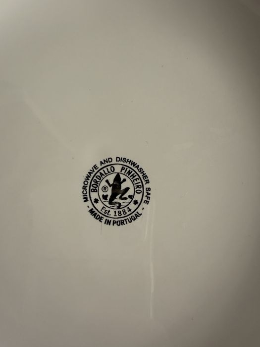 Jarro  branca (bordalo pinheiro) e rosa cara