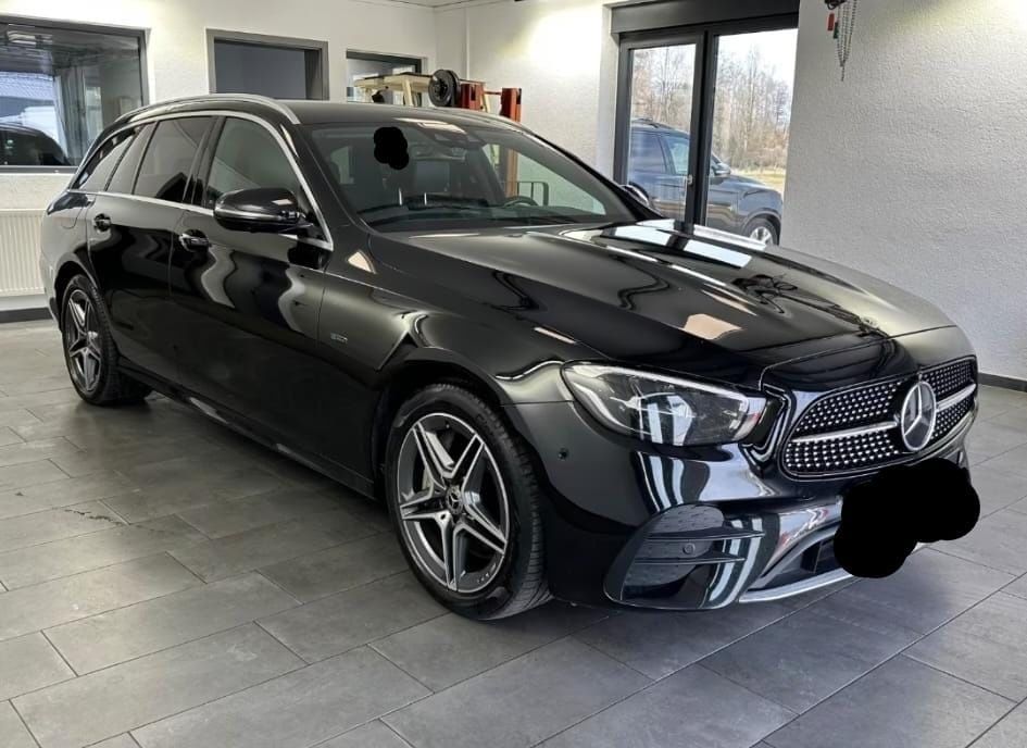 Mercedes E 300 DE plugin