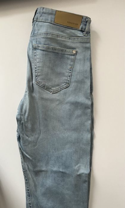 Spodnie damskie jeansowe denim Reserved 38 przetarcia skinny