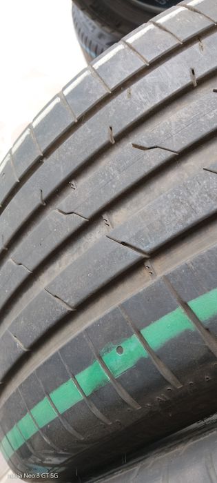 Pneus 255/35/21 Hankook semi novos