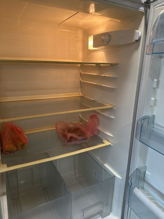 Холодильник Electrolux