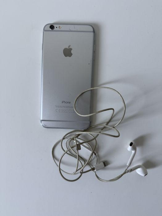 iphone 6 sprawny działa pęknięta szybka