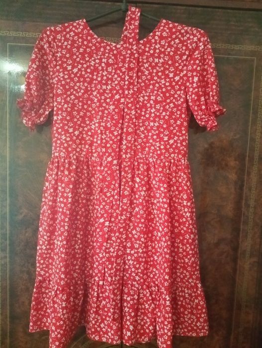 Легеньке літнє платтячко