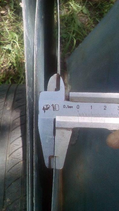 Бункерні годівниці кормушки для птиці кури зкришкою 1000х130х300 качки