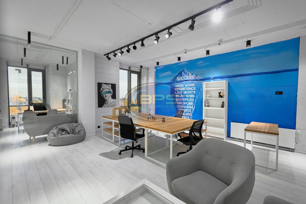 Офіс Loft з меблями в сучасному ЖК в центрі