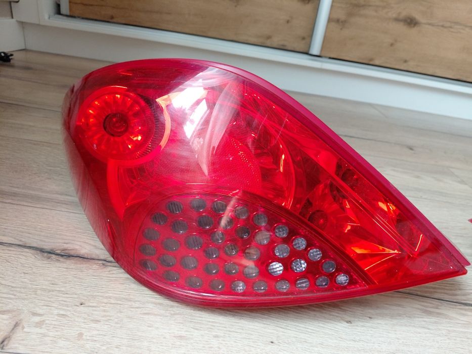 Lampy peugot 207
