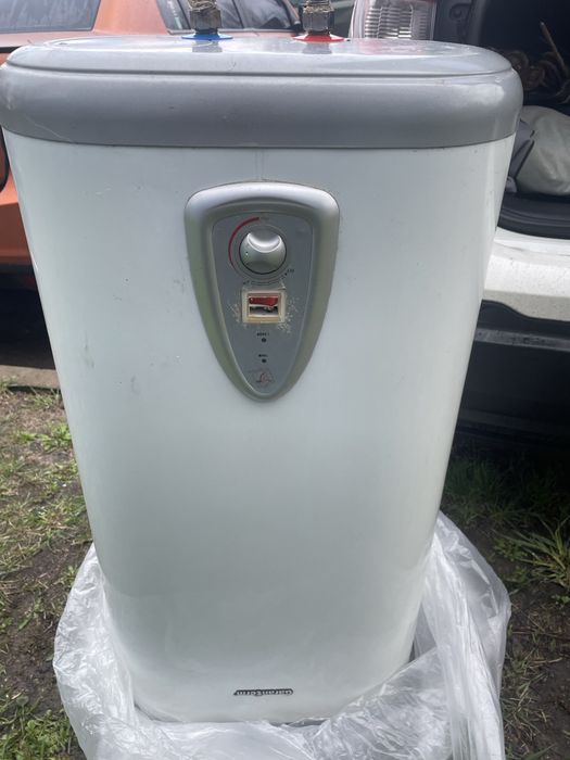 Продам бойлер на 50 литров с нержавеющим баком