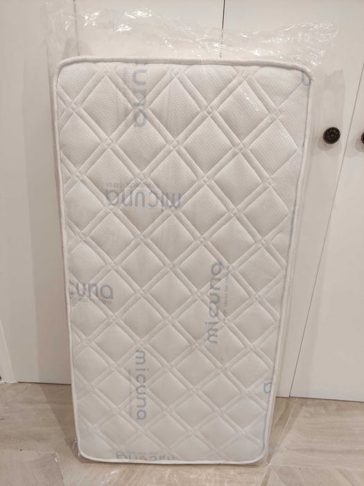 Colchão NOVO para cama bebé/ berço 120 x 60 cm da Micuna