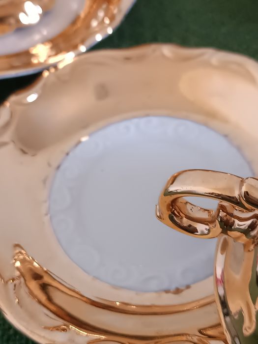 Porcelana złocona na 4 osoby