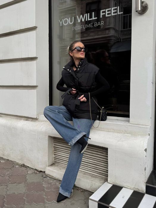 Жилетка з поясом в кольорах