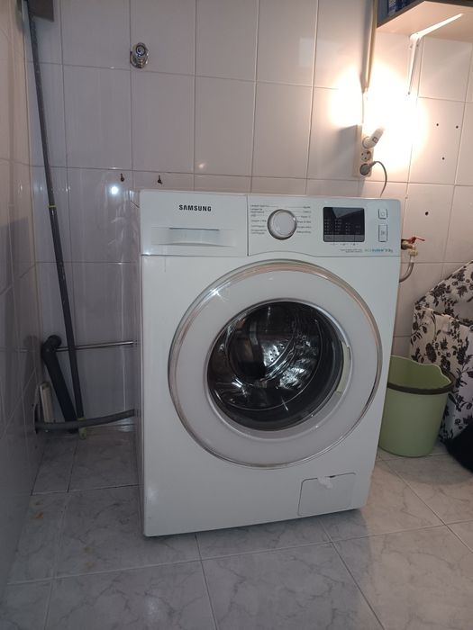 Máquina Samsung 8 kilos 150,00