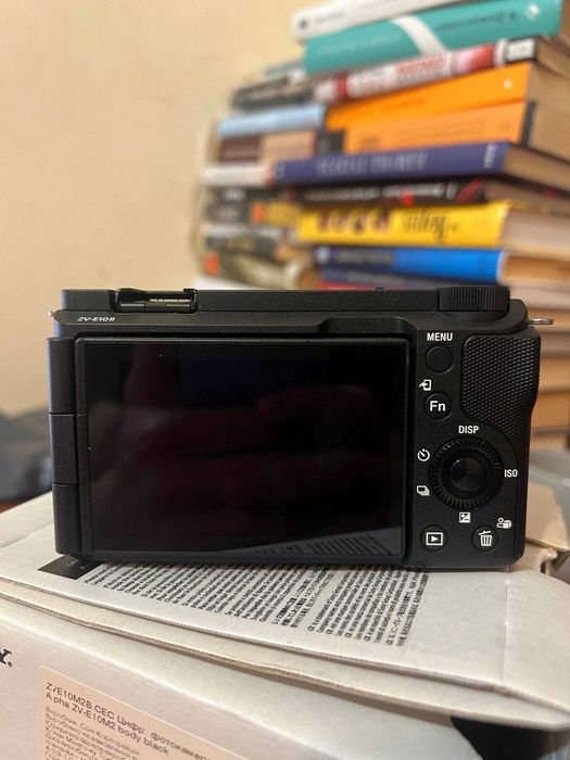 Sony ZVE 10 II новий