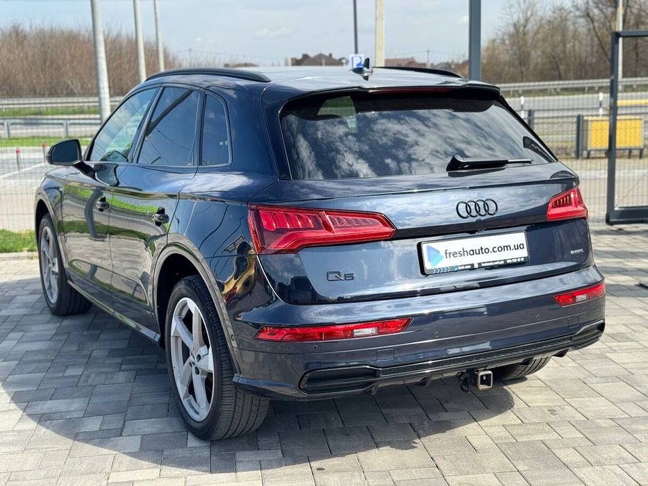 Audi Q5 2020 freshauto