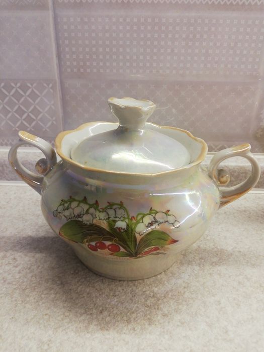 Заварник, сахарница, цукорниця, молочник