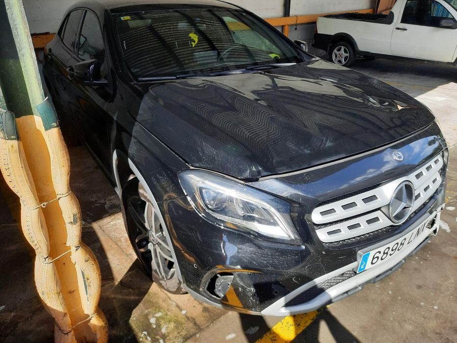 Banco Frente Direito Mercedes-Benz Clase