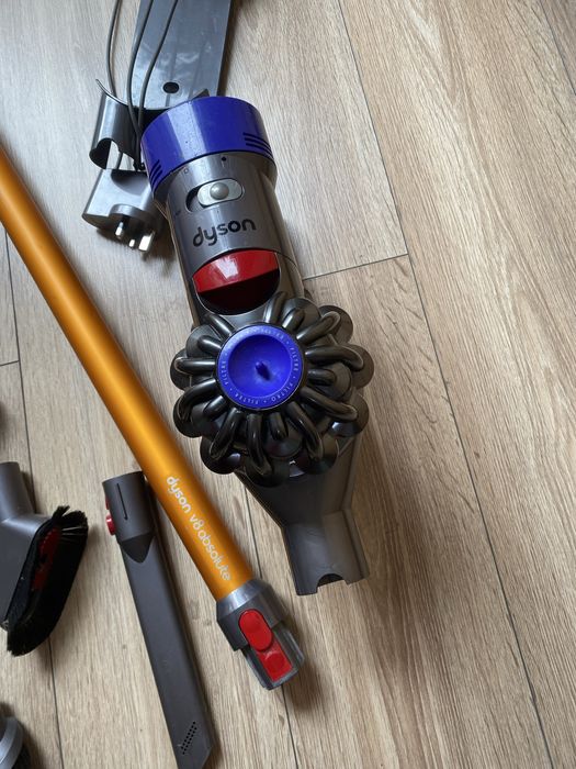 Odkurzacz Dyson v8 absolute bezprzewodowy dyson V8