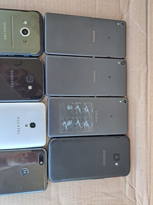 Телефони 8шт. Samsung Sony неробочі цілі