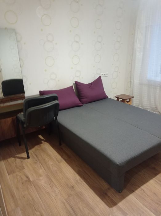 Сдам комнату на  ул. Малиновского (без хозяйки) для 1 девочки