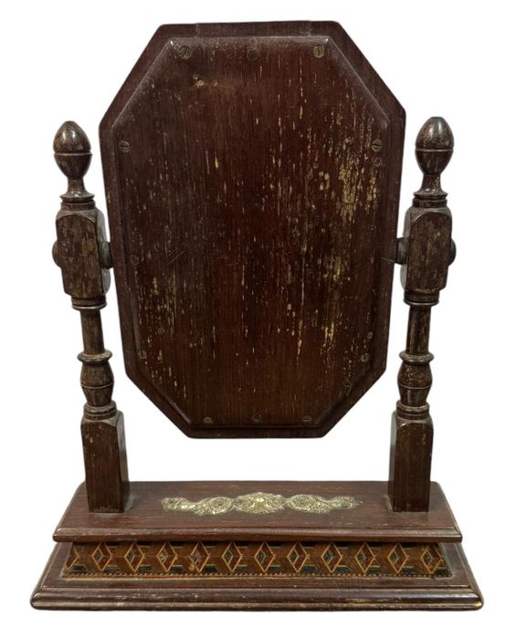 Toucador de Mesa em Pau Santo e Prata