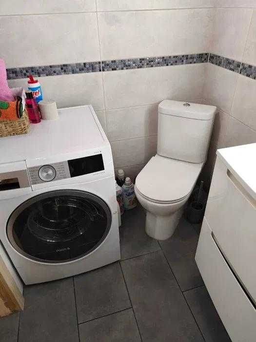 Сдам полн. 2- к.квартиру в р-не комплекса "Славутич-Арена"